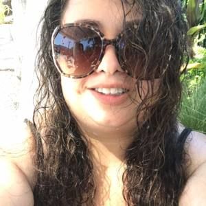 Meet your Posher, Monica